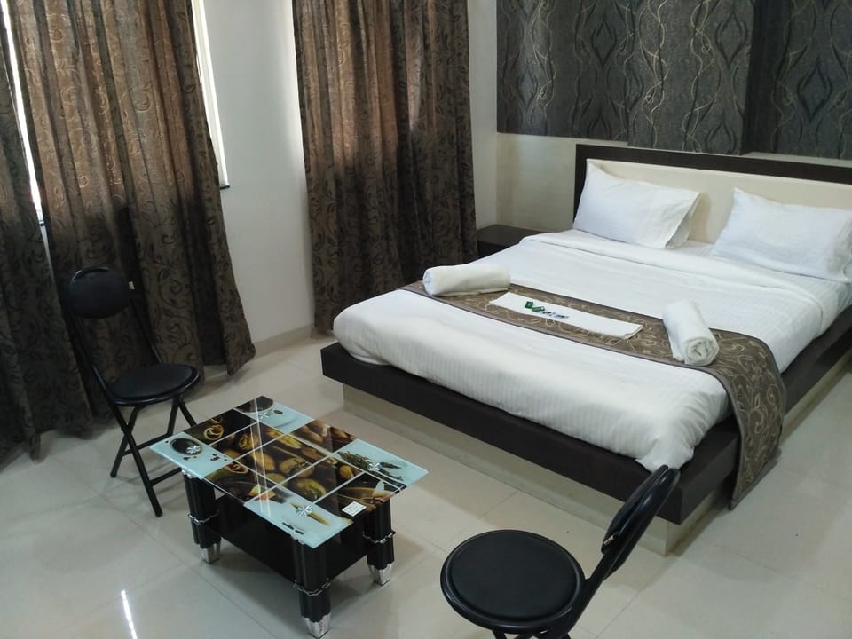 Standard Room (Airconditioned) | Desk, free rollaway beds, free WiFi