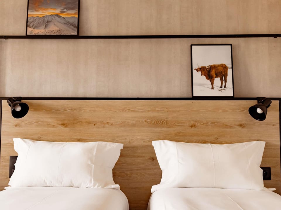 Desk, iron/ironing board, free WiFi, bed sheets