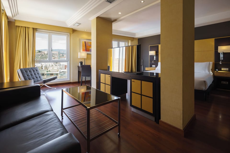 Junior Room | Living area | LCD TV