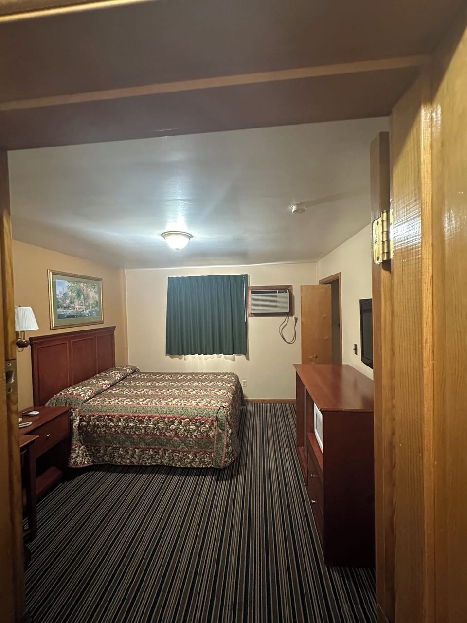 Standard Room, 1 Double Bed | Free WiFi, bed sheets