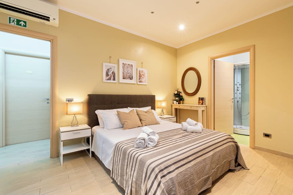Family Quadruple Room, Private Bathroom | Down comforters, desk, blackout drapes, soundproofing