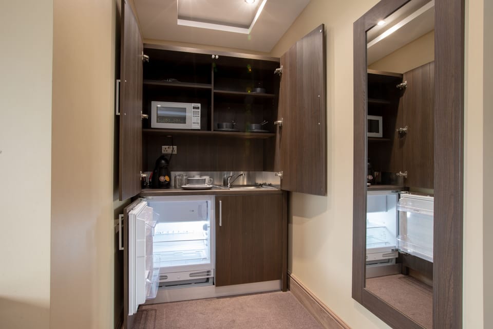 Apartment, Ensuite (Studio) | Private kitchen