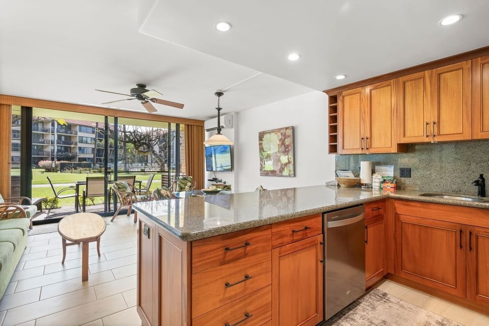 Condo, 2 Bedrooms | Interior