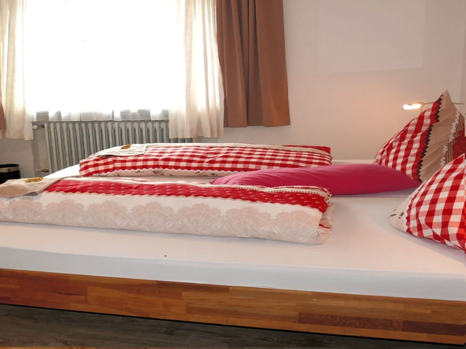 Premium Apartment, 3 Bedrooms | Down comforters, in-room safe, individually decorated