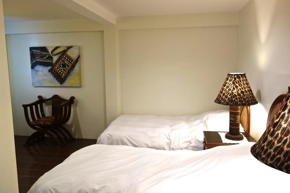 Rollaway beds, free WiFi, bed sheets