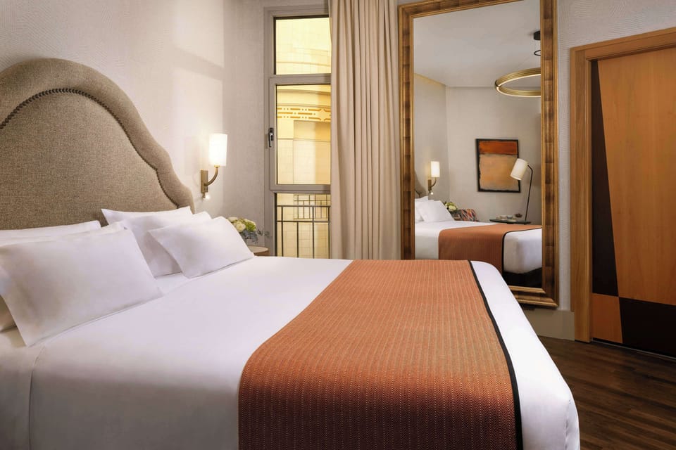 Superior Room, Courtyard View | Premium bedding, minibar, in-room safe, individually decorated