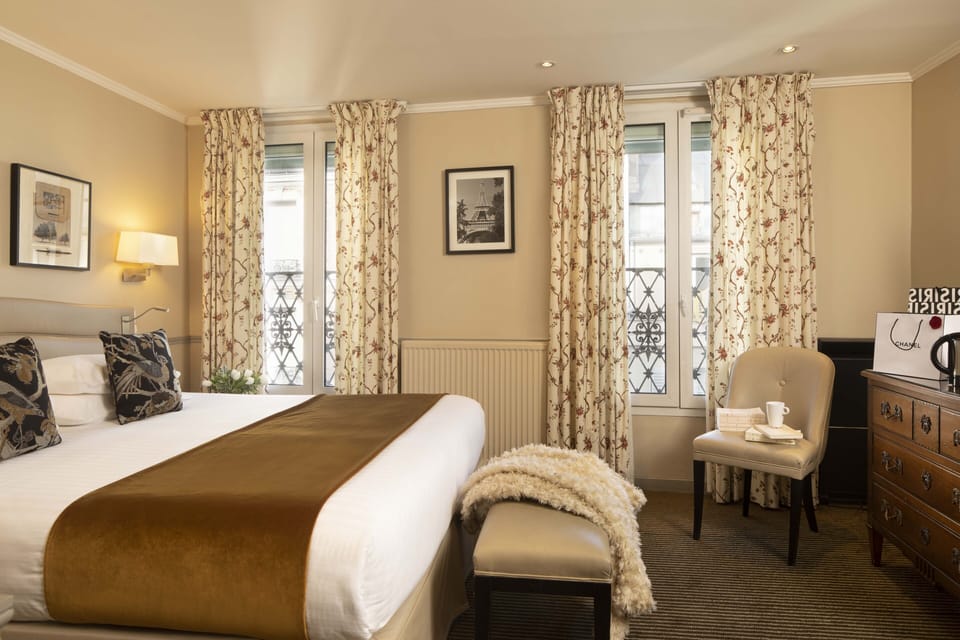 Superior Room | Minibar, in-room safe, desk, soundproofing