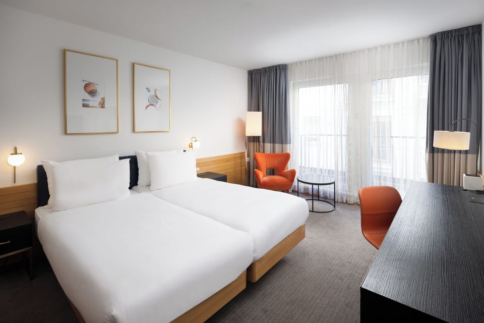 Cosy New Style | Hypo-allergenic bedding, in-room safe, blackout drapes, soundproofing