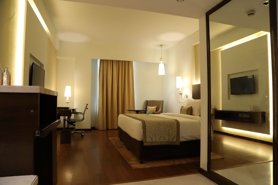 Superior Room, City View | Frette Italian sheets, premium bedding, memory foam beds, minibar