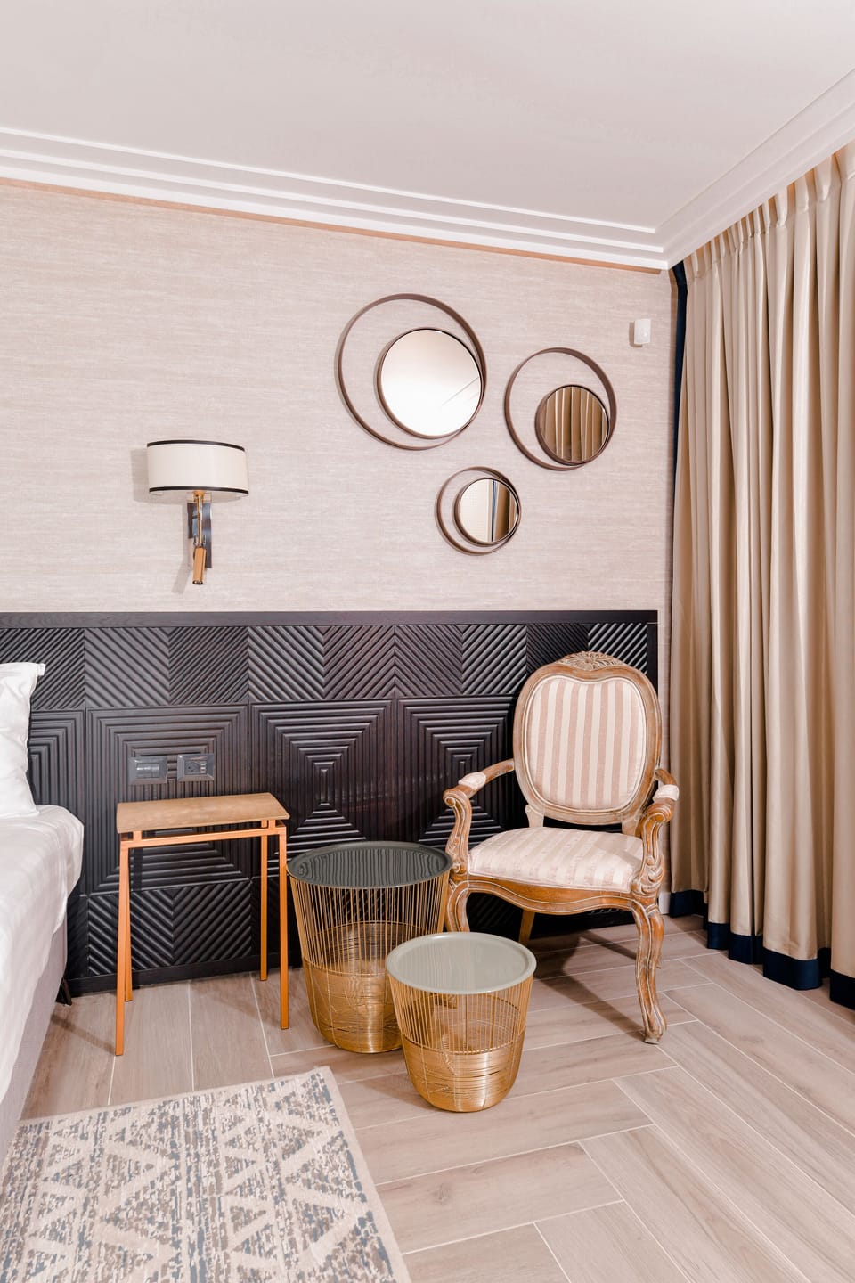 Family Suite, Balcony | In-room safe, desk, soundproofing, iron/ironing board