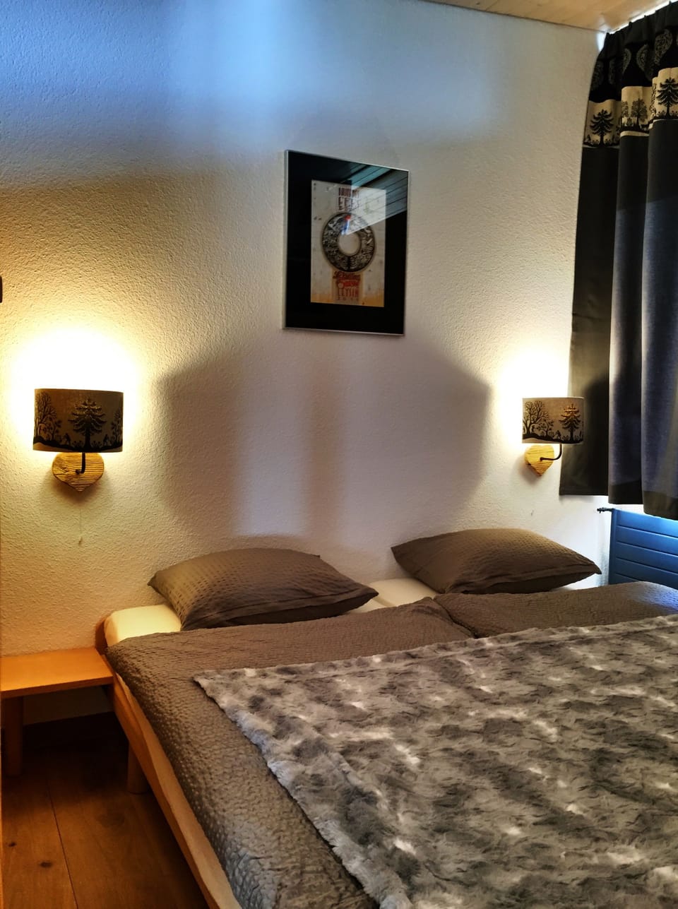2 bedrooms, desk, free cribs/infant beds, free WiFi