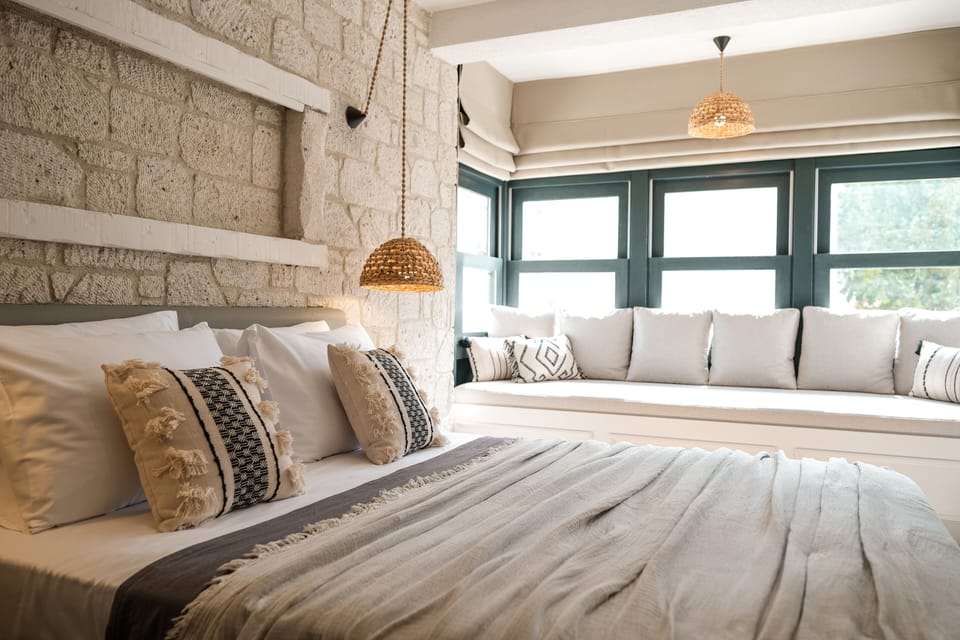 Comfort Room | Iron/ironing board, free WiFi, bed sheets