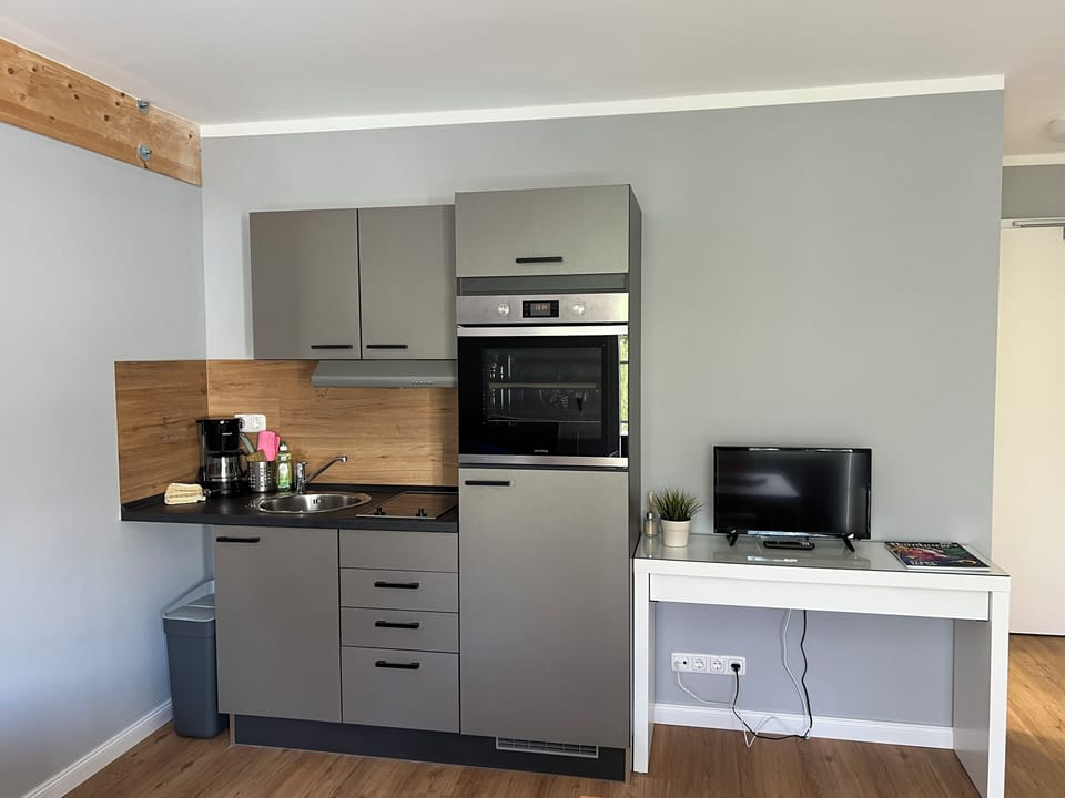 Comfort Double Room | Private kitchen
