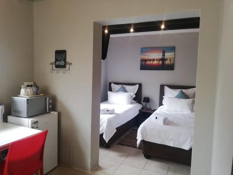 1 bedroom, premium bedding, laptop workspace, WiFi (free)