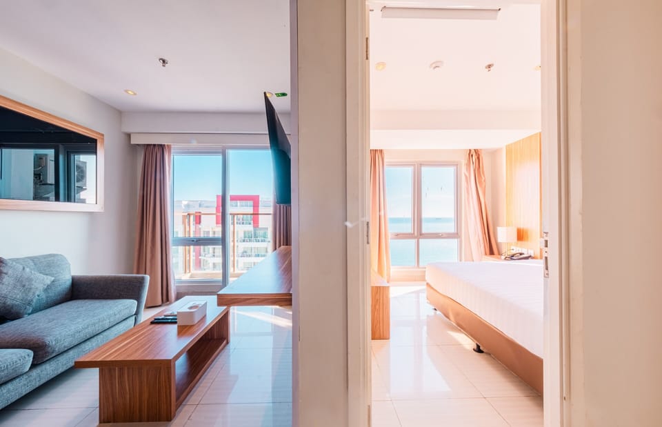 Family Room, 2 Bedrooms, Ocean View (Free 2 Tickets To Aquaboom) | Living area | LED TV
