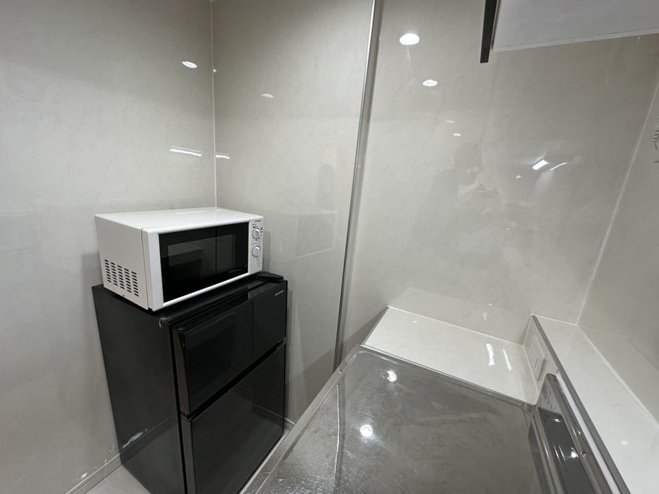 House, 3 Bedrooms, Non Smoking, City View | Private kitchen | Fridge, microwave, stovetop, electric kettle