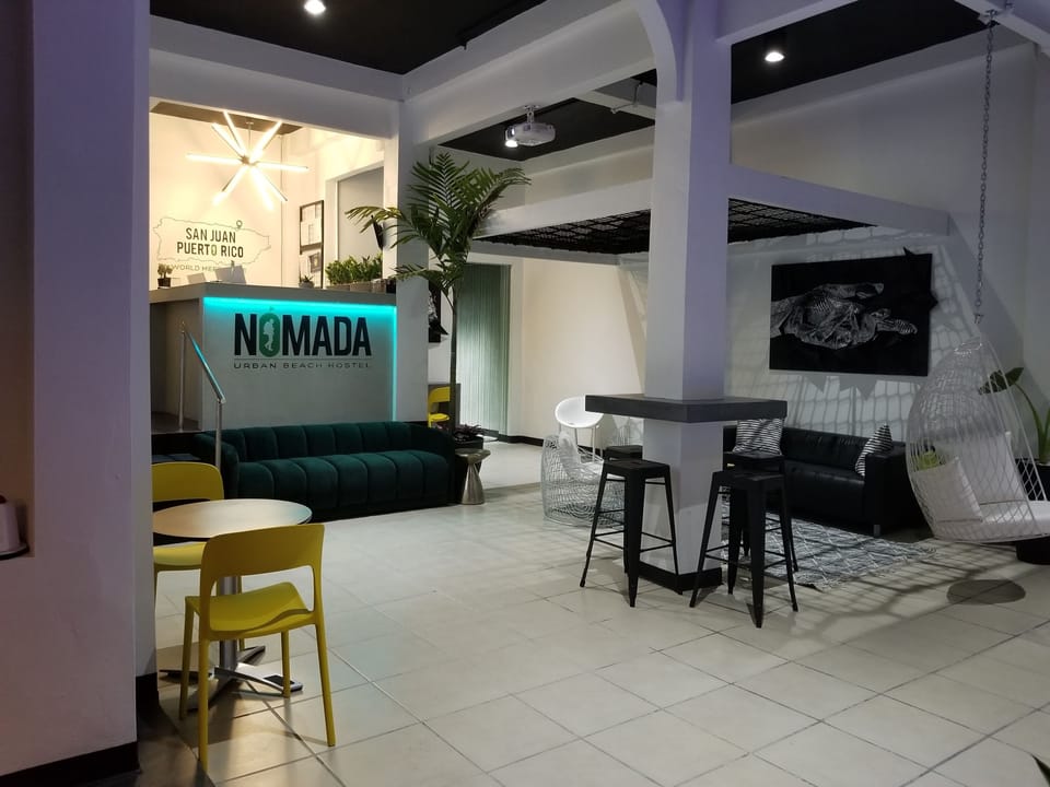 Nomada Urban Beach Hostel - Adults Only Hostel in San Juan