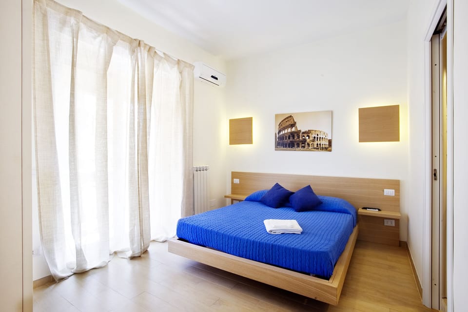 Standard Double Room | Free WiFi, bed sheets