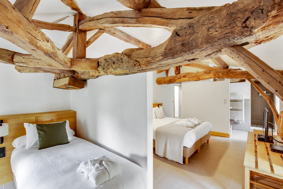 Standard Triple Room, Ensuite, Vineyard View (Chambre Atypique )
