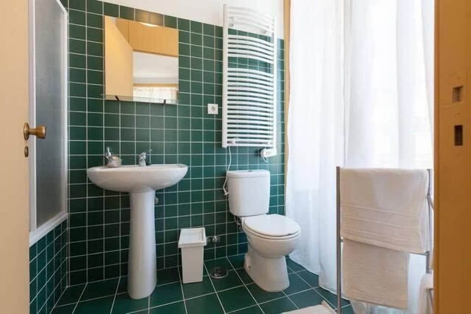 A Vianesa Guest House Bed and Breakfast in Viana do Castelo