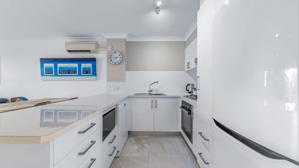 2 Bedroom Apartment 16 | Private kitchen | Full-size fridge, microwave, oven, stovetop