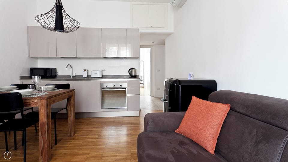 Apartment (1 Bedroom) | Interior