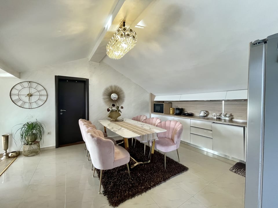 Comfort Apartment, 2 Bedrooms, Balcony, Sea View | Private kitchen | Coffee/tea maker, fridge, stovetop, electric kettle