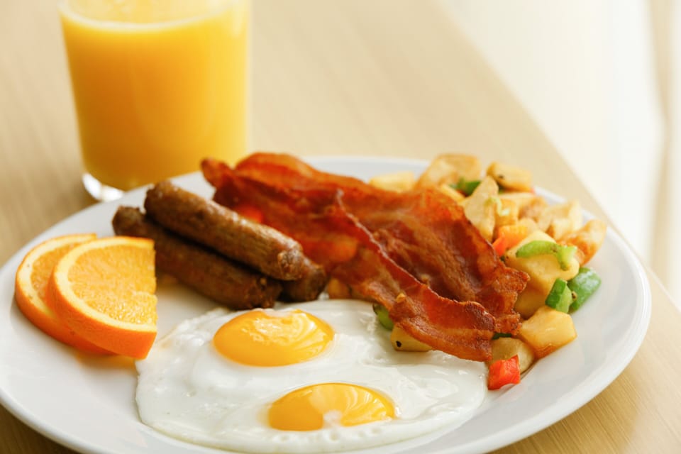Daily cooked-to-order breakfast for a fee