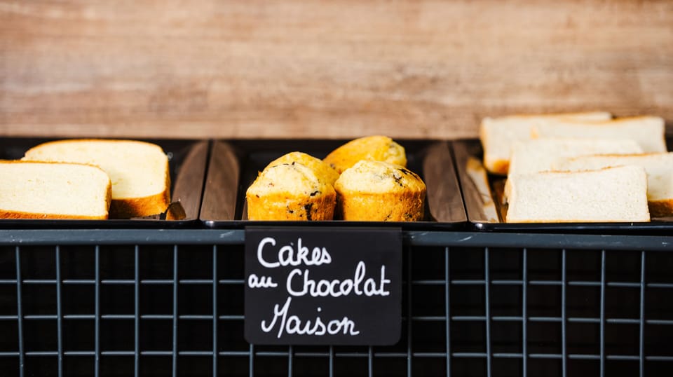 Daily buffet breakfast (EUR 12.9 per person)