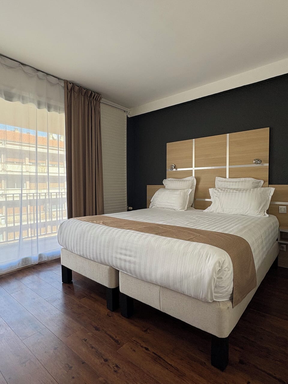 Double Room, 1 King Bed, Balcony | Premium bedding, blackout drapes, soundproofing, iron/ironing board