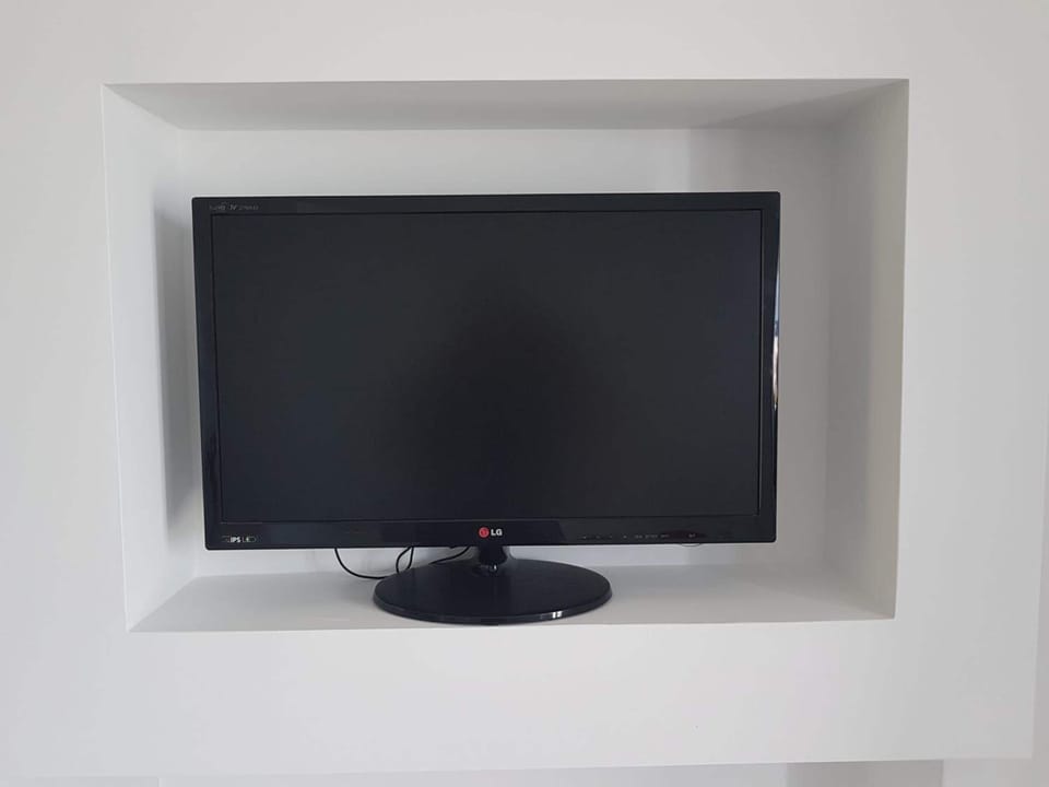 In-room safe, individually decorated, individually furnished, desk