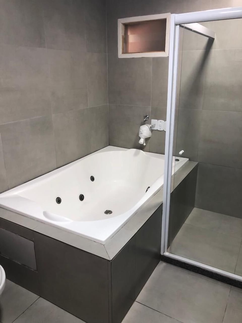 Duplo com hidromassagem | Private spa tub