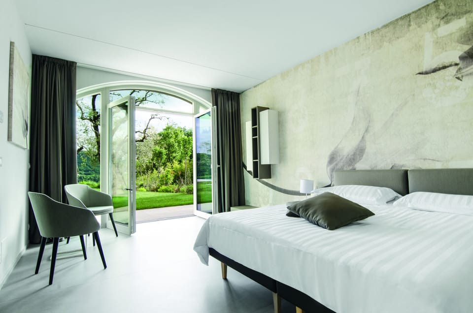 Deluxe Suite, Garden View | View from room