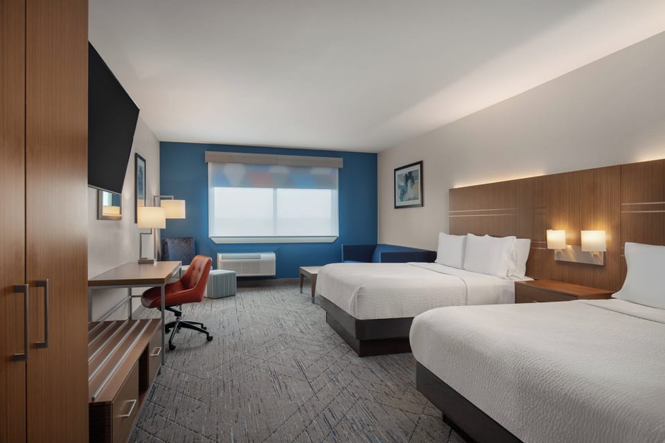 In-room safe, desk, laptop workspace, free WiFi