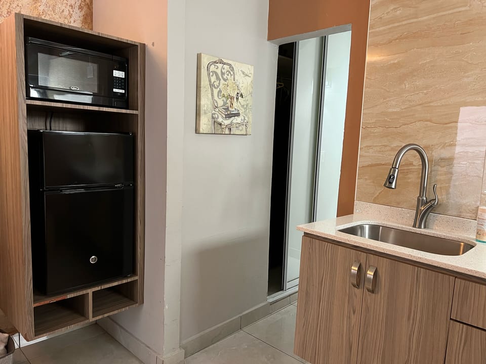 Private kitchenette