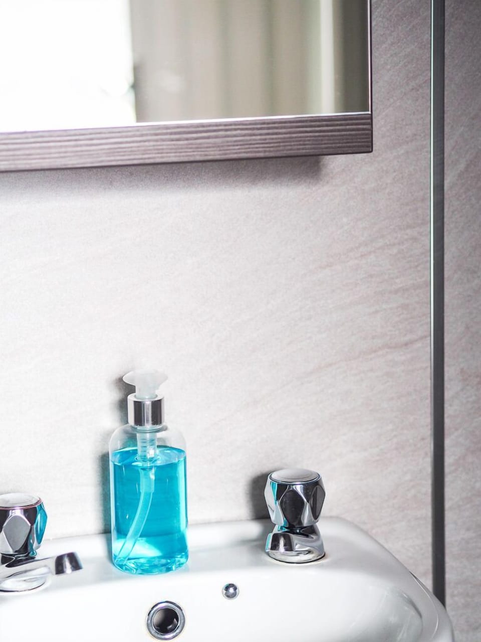 Double Room (Room 8) | Bathroom sink