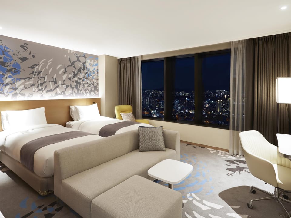Junior Suite, 2 Twin Beds | Premium bedding, down comforters, in-room safe, individually decorated