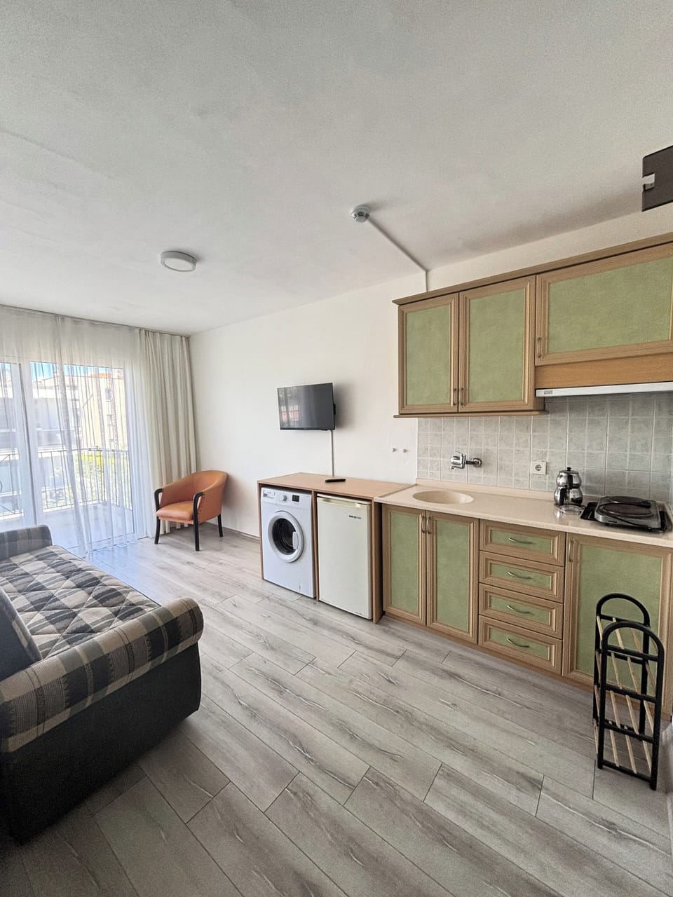 1 bedroom, desk, soundproofing, free WiFi
