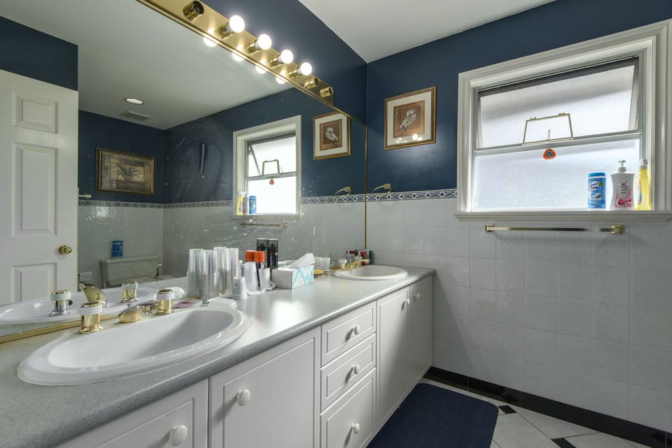 Free toiletries, hair dryer, heated floors (bathroom), towels