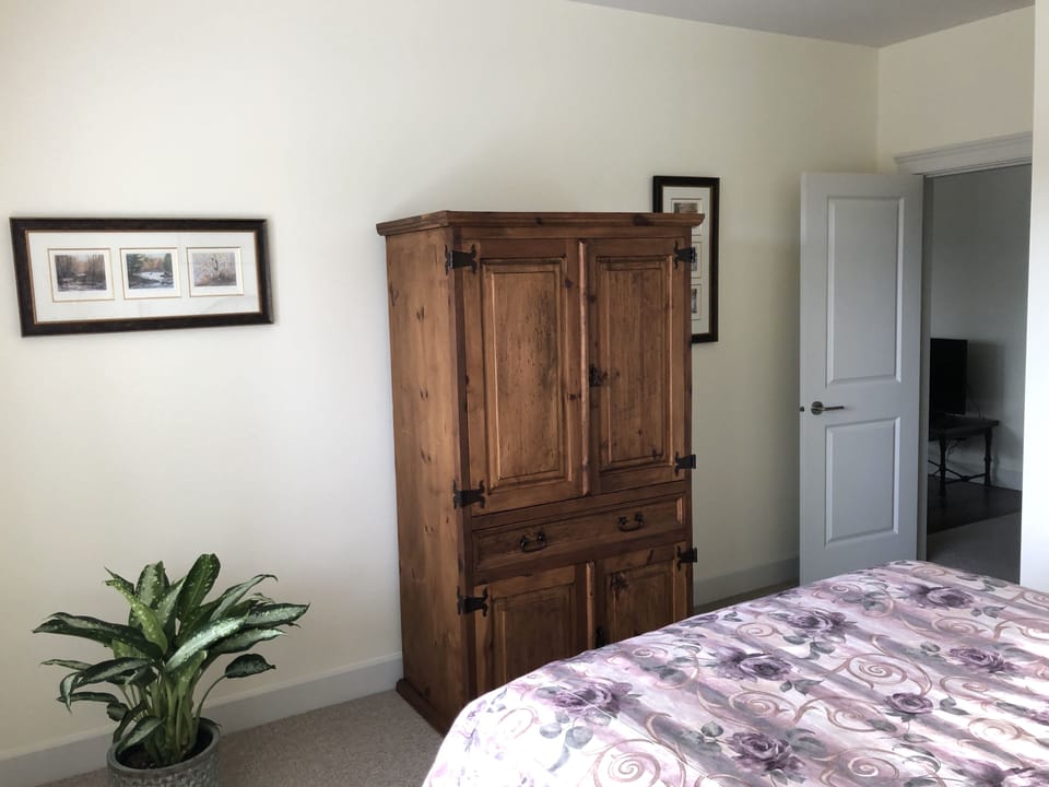 1 bedroom, premium bedding, individually decorated