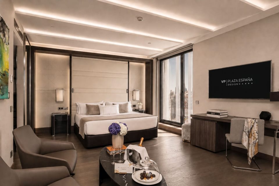 Room service - dining