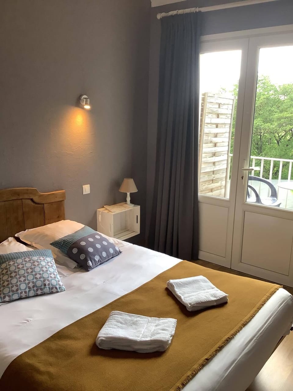 Standard Double Room, 1 Double Bed, Non Smoking | Desk, blackout drapes, free WiFi, bed sheets