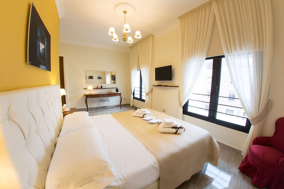 Premium bedding, minibar, in-room safe, desk