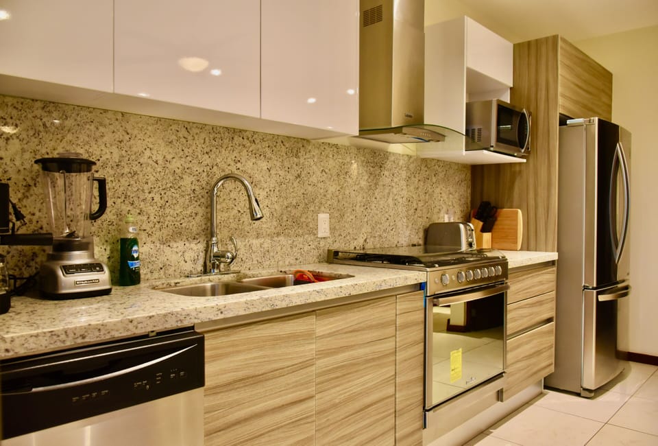 Family Apartment | Private kitchen | Full-size fridge, microwave, dishwasher, coffee/tea maker