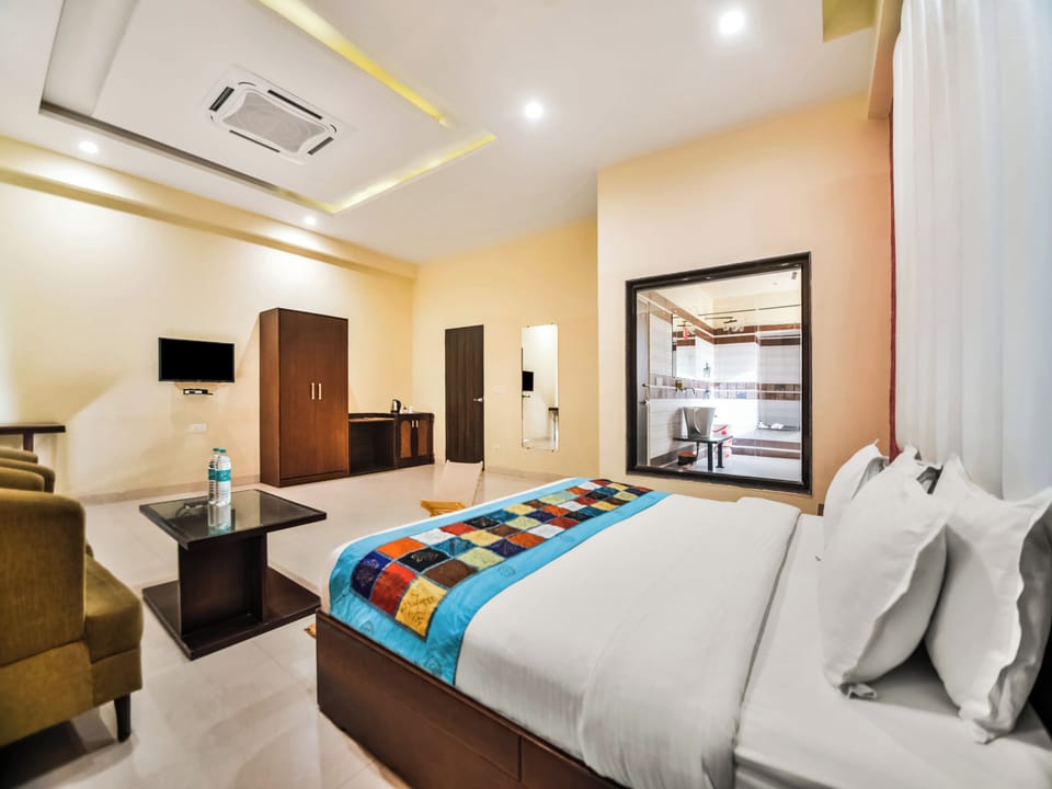 Premium Room | Soundproofing, WiFi (free)