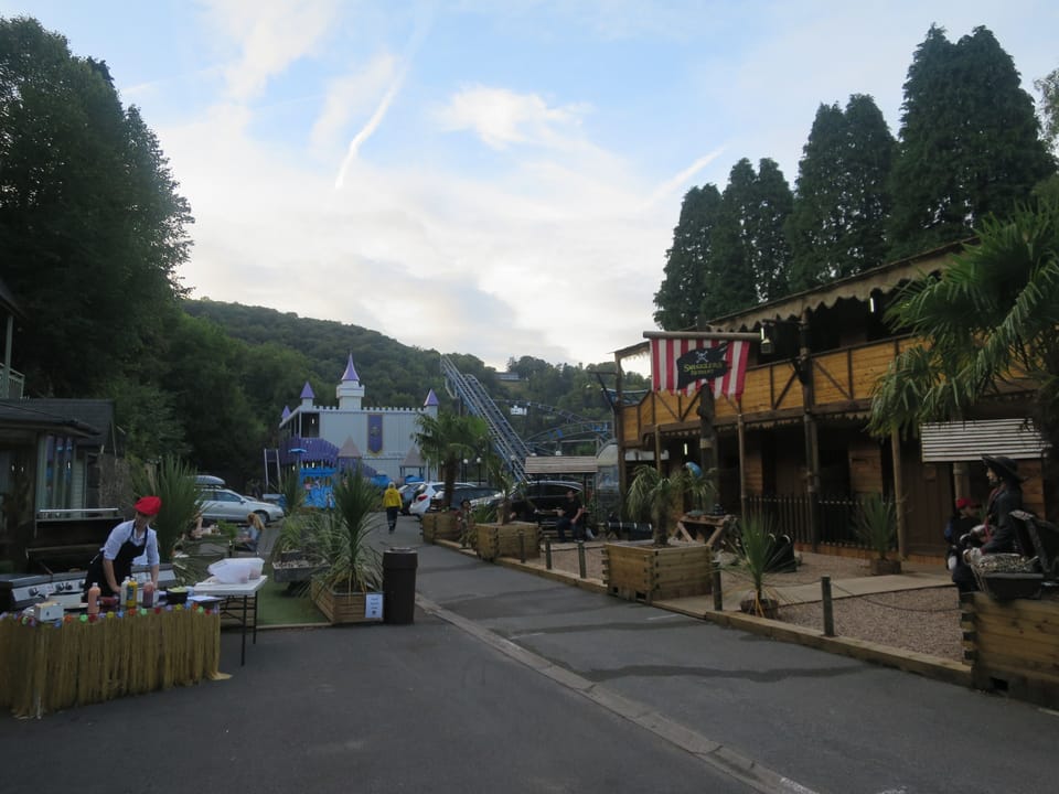 BBQ/picnic area