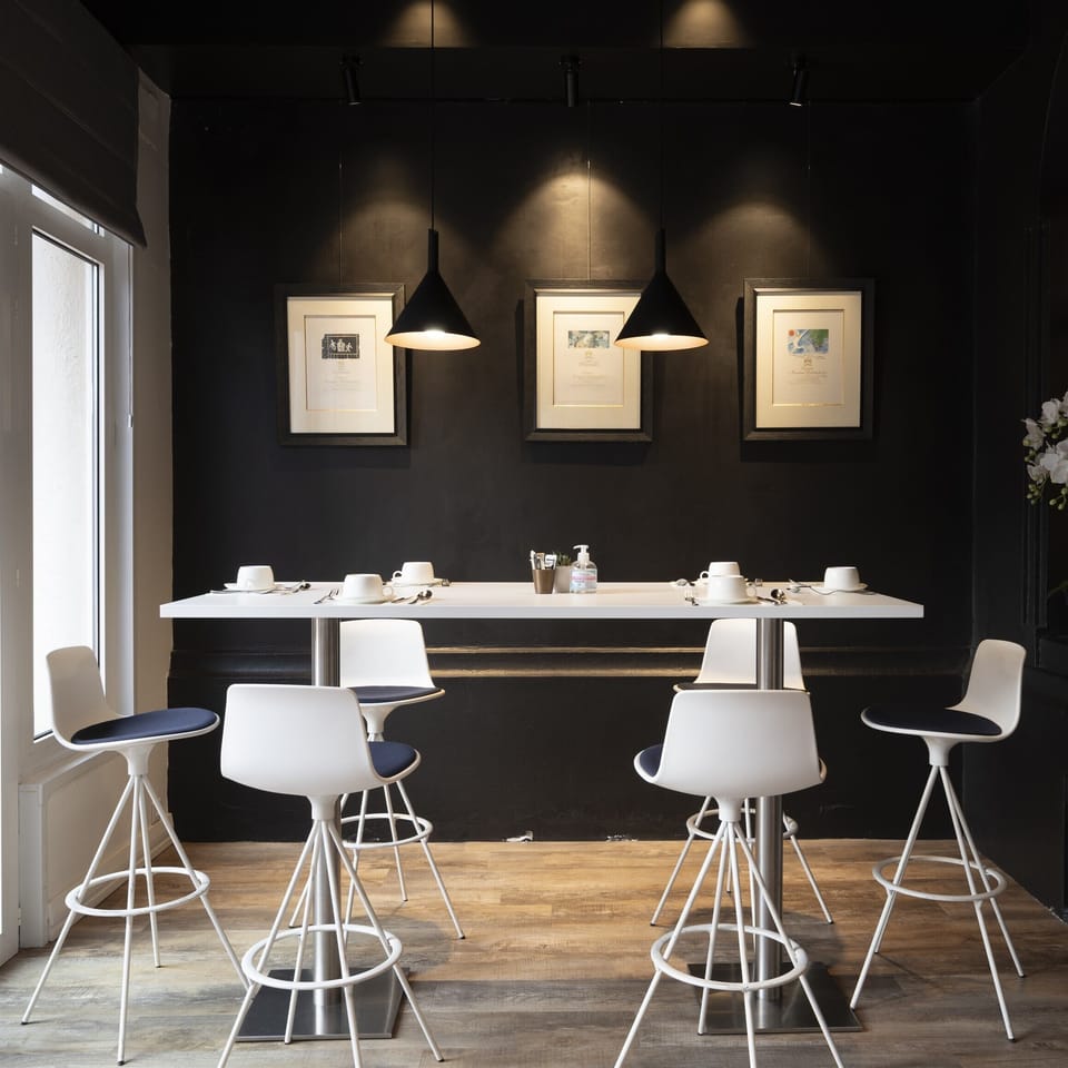 Daily buffet breakfast (EUR 18 per person)