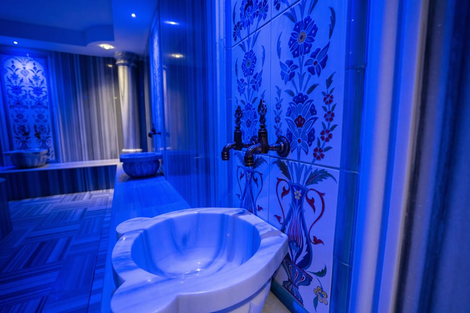 Couples treatment rooms, sauna, Turkish bath, body treatments