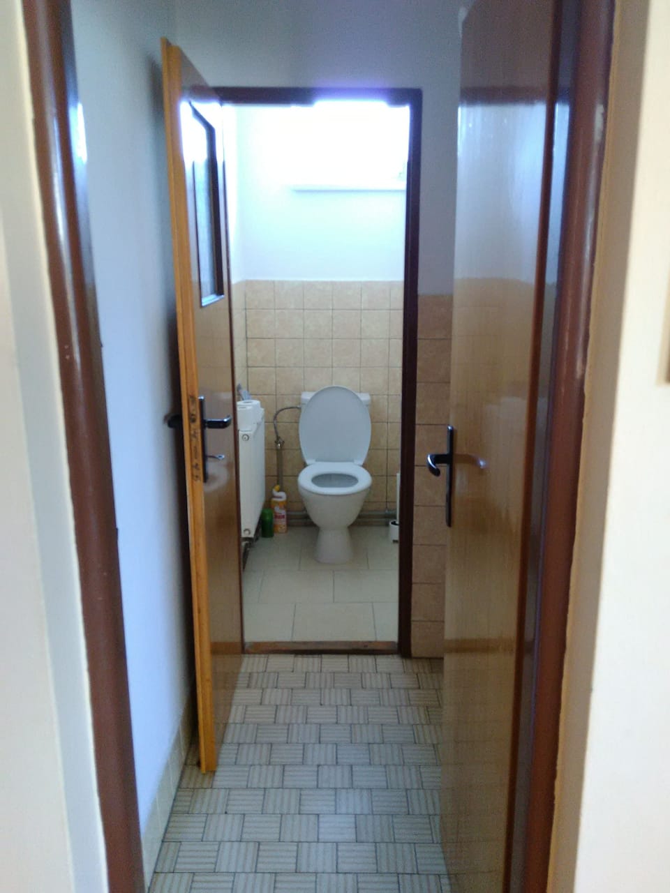 Apartment | Bathroom | Combined shower/tub, free toiletries, hair dryer, towels