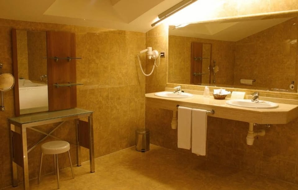 Hotel Silvota Hotel in Asturias